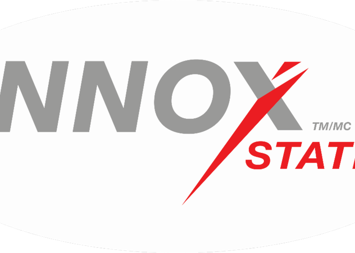 Children using innoXstatic sheets for creative home activities